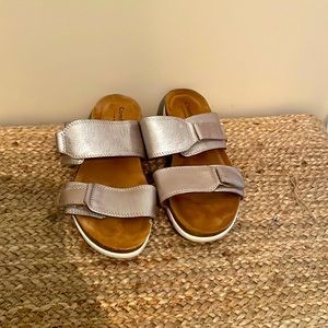 Womens sandals